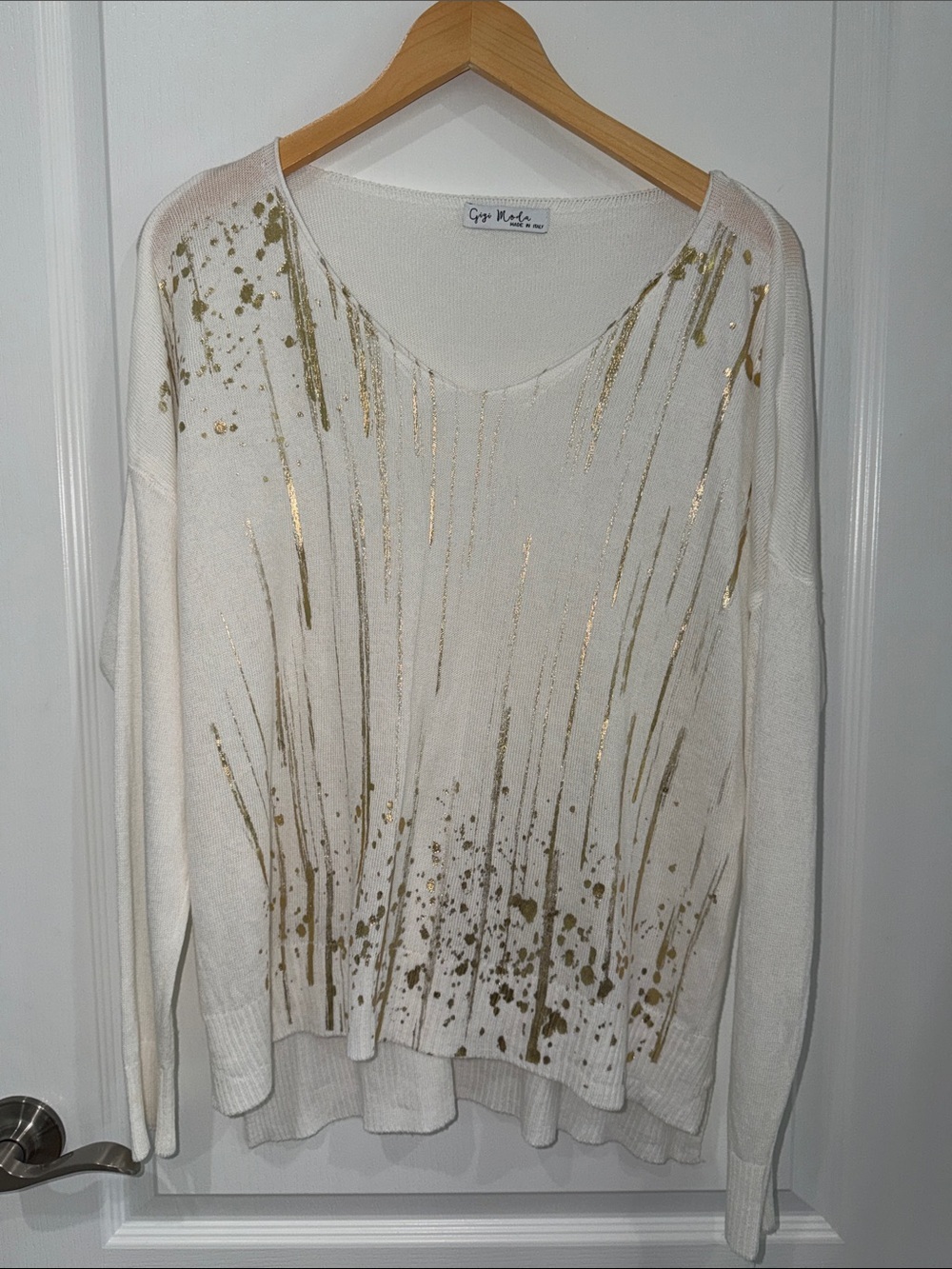 Gigi Moda White Sweater with Gold Foil Detail size medium